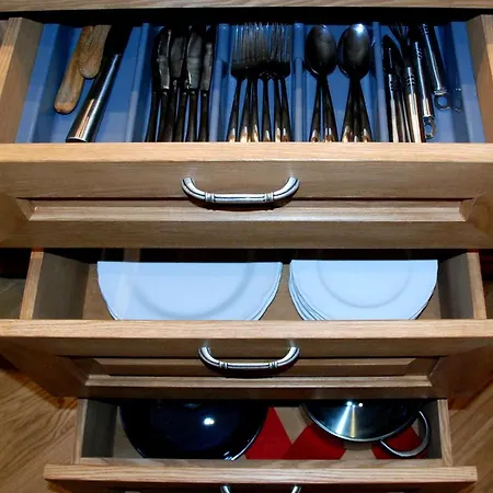 Dzirnavu 92, Free Private Parking Appartement *