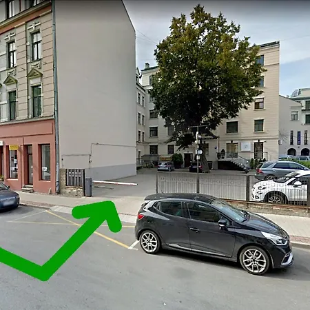 Apartment Dzirnavu 92, Free Private Parking